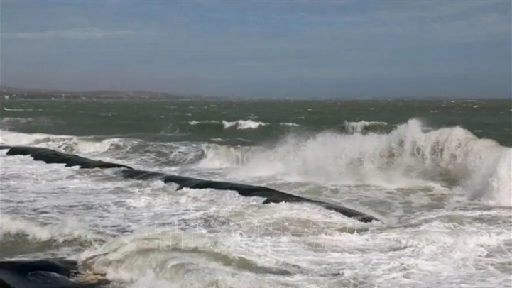 Nhiều vùng biển có gió mạnh, sóng cao